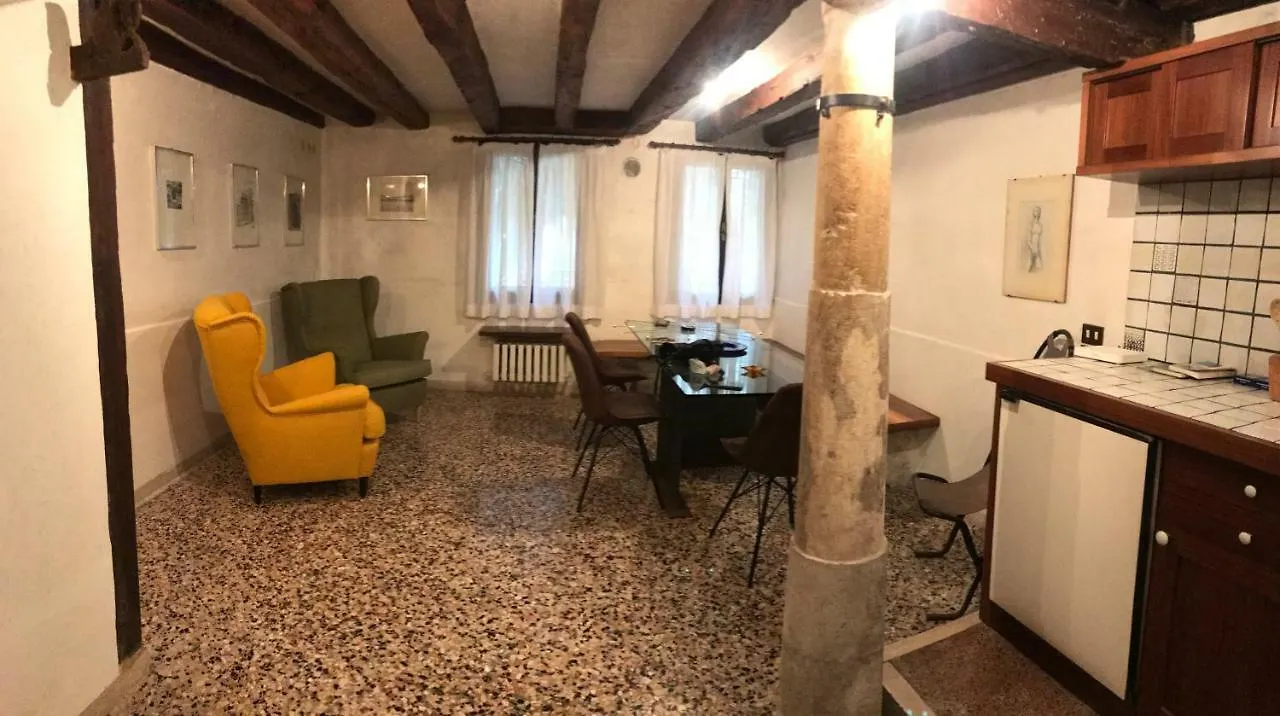 Appartement Palazzo Grassi And Accademia Bridge Superb House à Venise